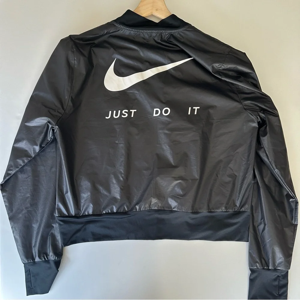 Nike Women’s Ripstop Jacket - Picture 1 of 4